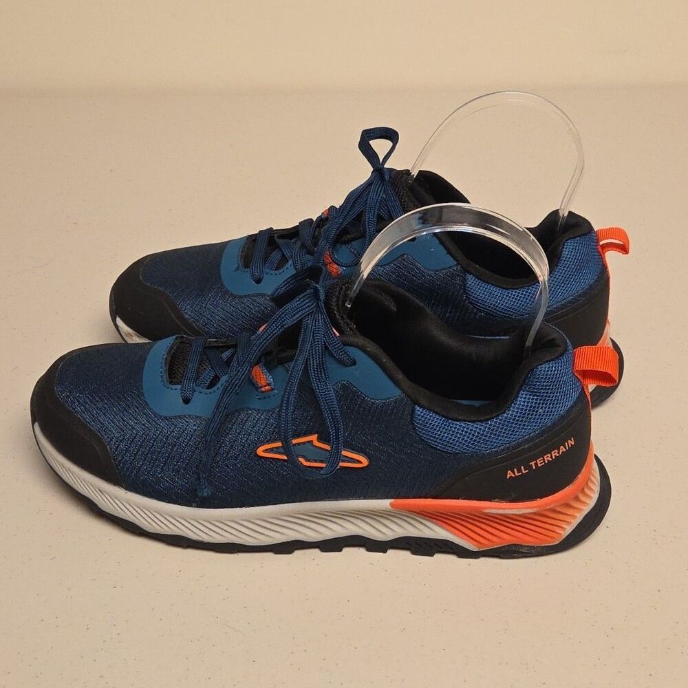 AVIA Boys Sneakers Size 6 or Womens Size 8 All Terrain Running Shoes - Picture 3 of 13